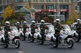 j9九游app下载 - 摩托车赛杯赛，漠南海豚队与燕山铁骑队淘汰对手，阵地战处理得当！精神属性拉满
