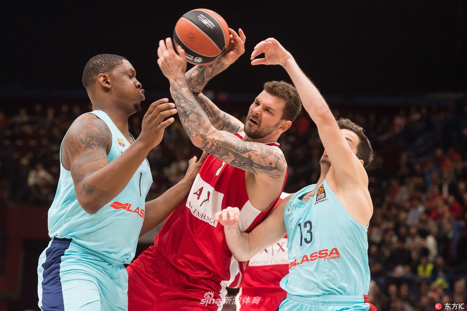 离谱！深圳男篮围绕NBA总决赛强势反弹巴塞罗那围绕法国杯篮板制胜，洛杉矶快船今夜远射贴柱 